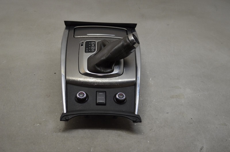 11-13 INFINITI G37 COUPE CENTER CONSOLE SHIFTER BEZEL TRIM OEM
