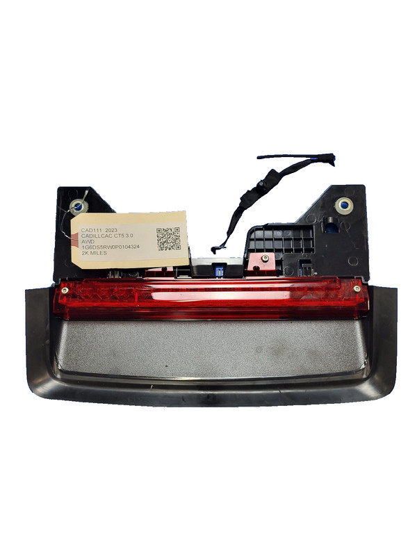 Used Oem Cadillac Rear High Mount 3rd Brake Light Lamp for 2020-2023 CT5 Luxury