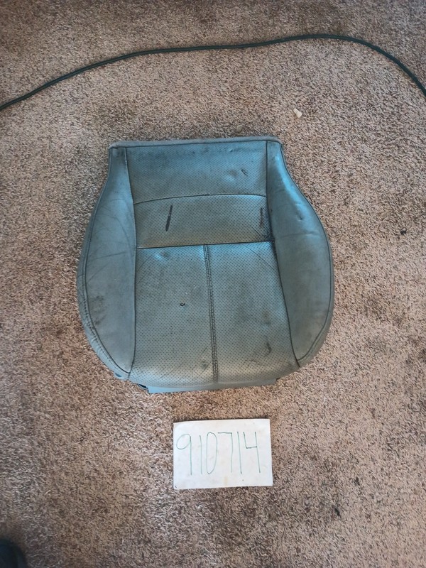 2000-05 Mercedes W163 ML500LEATHER Front Right Seat Cushion Bottom