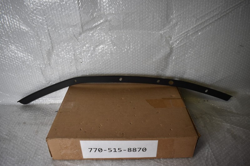 CHEVROLET CAMARO SS FRONT LEFT UPPER FASCIA MOLDING 2016-2024 OEM 84058355