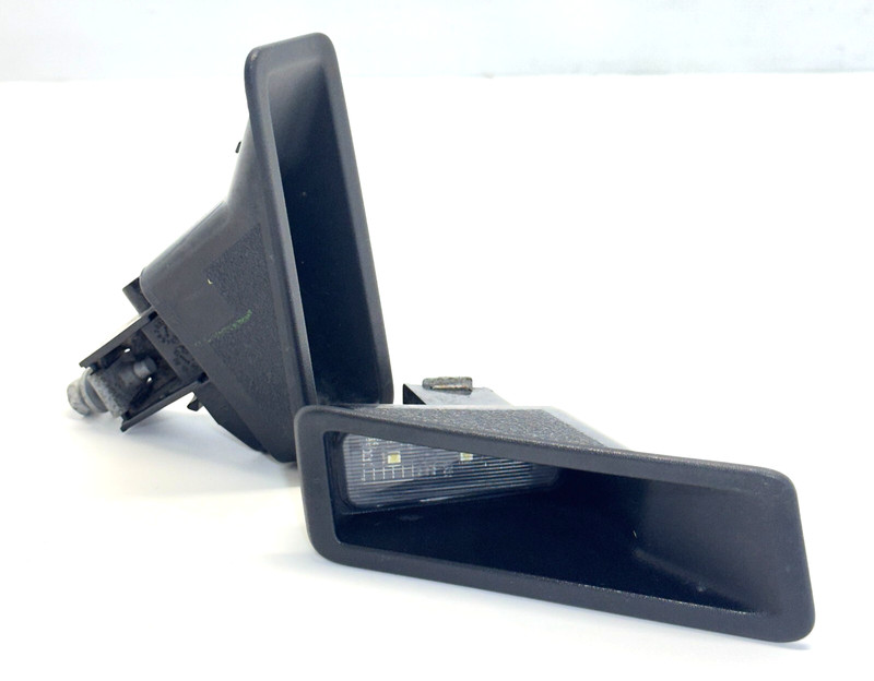 ✅ 2019-2024 RAM 1500 CLASSIC LICENSE PLATE LAMP REAR LEFT & RIGHT SIDE OEM