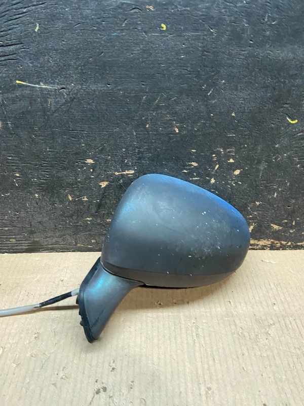 2010 to 2015 Toyota Prius Left Driver LH Side View Door Mirror X7811 DG