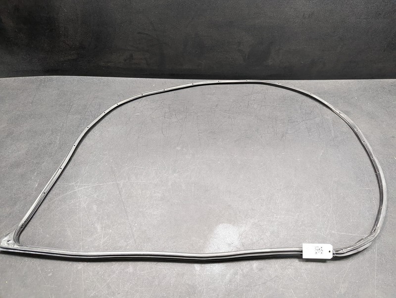 Front Left Door Weatherstrip 2017 Nissan Versa 80831-9KE1A 2014 2015 2016- 2019
