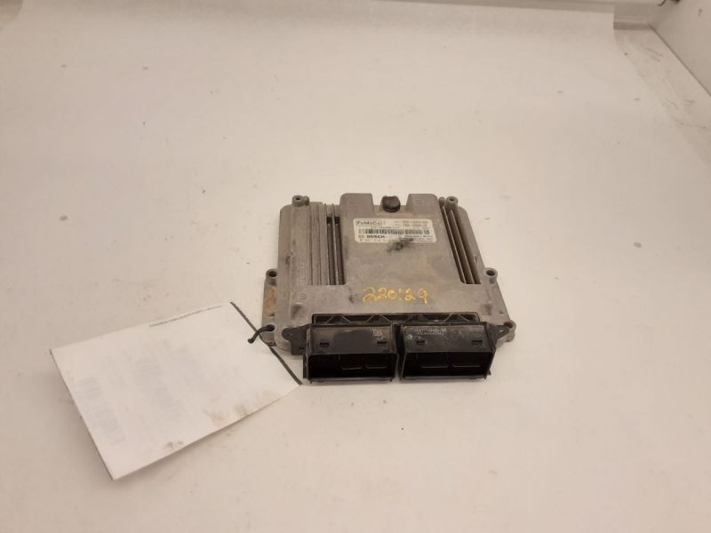 Engine ECM Electronic Control Module 2.0L Fits 15-19 MKC 2581144