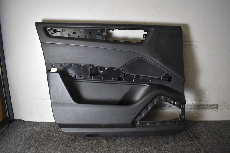 2019-2023 PORSCHE CAYENNE LEFT FRONT INNER DOOR TRIM PANEL