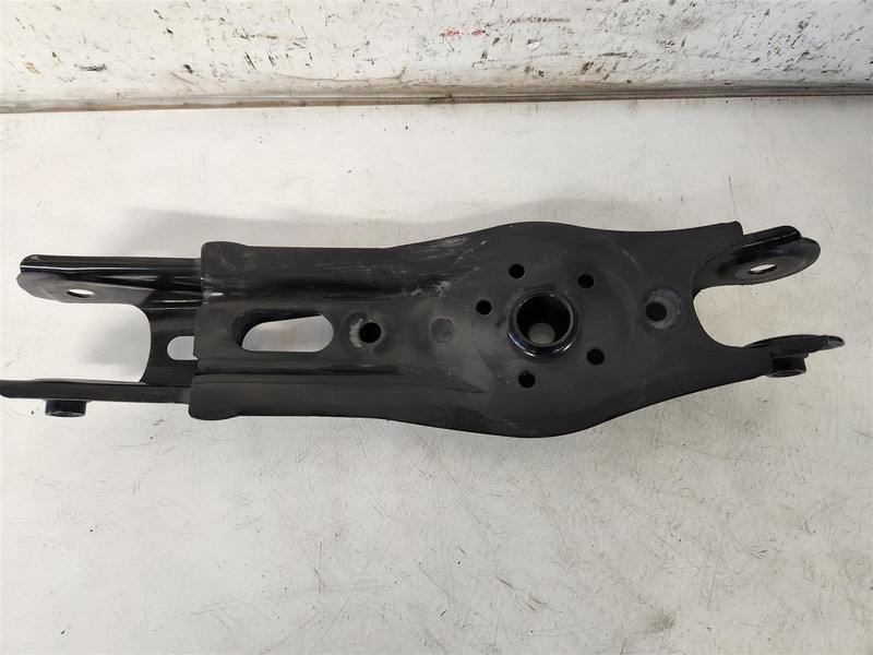 2024 Honda Pilot Rear Driver Spring Seat Control Arm 52356-T90-A01 52356T90a01