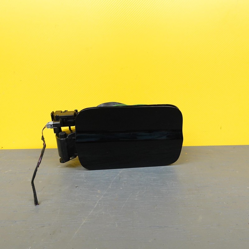 2014-2018 Bmw 435i F32 F33 F36 Rear Cpe W/o M4 Fuel Tank Door