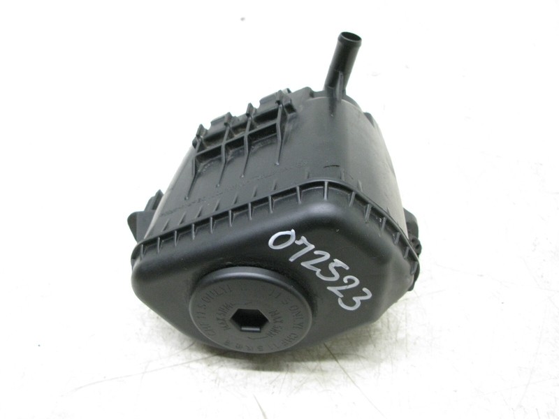 10-19 BMW F10 550i 640i 740i STEERING FLUID RESERVOIR CONTAINER OEM 072523