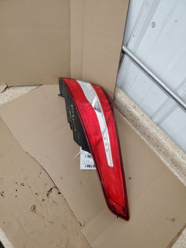 Passenger Tail Light Hybrid Quarter Panel Mounted Fits 11-13 OPTIMA 299623