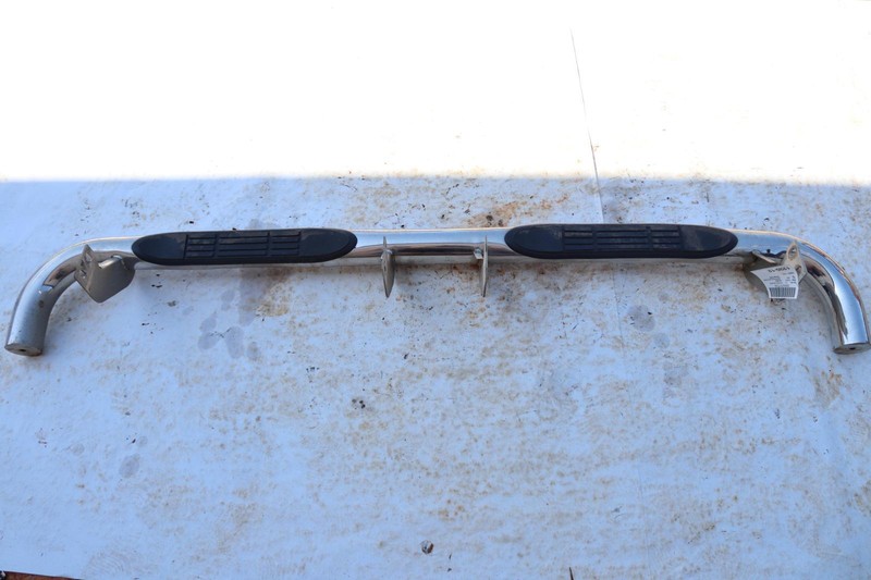 2003-2009 HUMMER H2 RIGHT OR LEFT SIDE RUNNING BOARD NERF BAR STEP PAD OEM