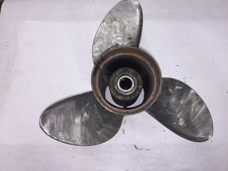 Evinrude Johnson Outboard Stainless Propeller 15 x 17 LEFT-HAND ROTATION
