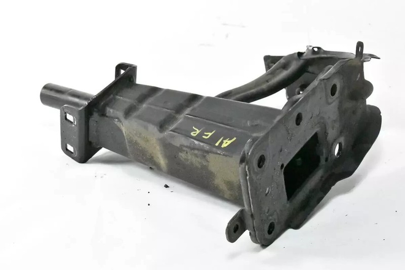 06-11 Mercedes W219 CLS500 Front Right Side Bumper Reinforcement Bar Bracket OEM