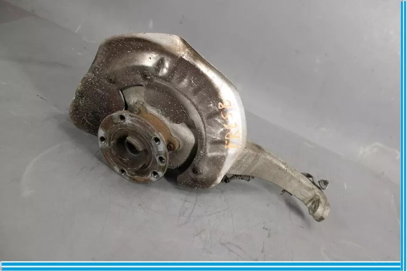 11-18 Porsche Cayenne 958 Front Right Passenger Spindle Knuckle Hub Bearing OEM