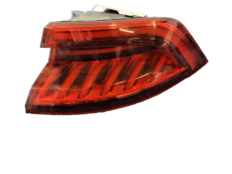 Used Oem Audi Right Passenger Rear Quarter Tail Light LED for 2023-2025 SQ8