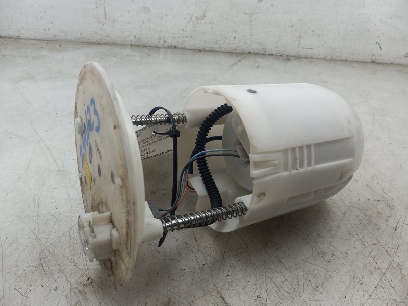 11-13 TOYOTA SIENNA LE 2.7L FWD AT GAS FUEL PUMP