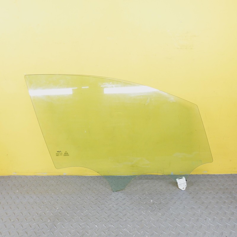 2023-2024 KIA SPORTAGE FRONT RIGHT SIDE DOOR WINDOW GLASS OEM 82420P1010
