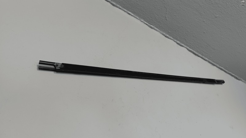 2018 - 2022 HONDA ACCORD FRONT RIGHT PASSENGER SIDE DOOR WINDOW BELT MOLDING OEM