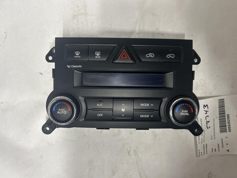 2012 KIA SORENTO Heat AC Controller EX 2.4L 972501U550 OEM 12 13