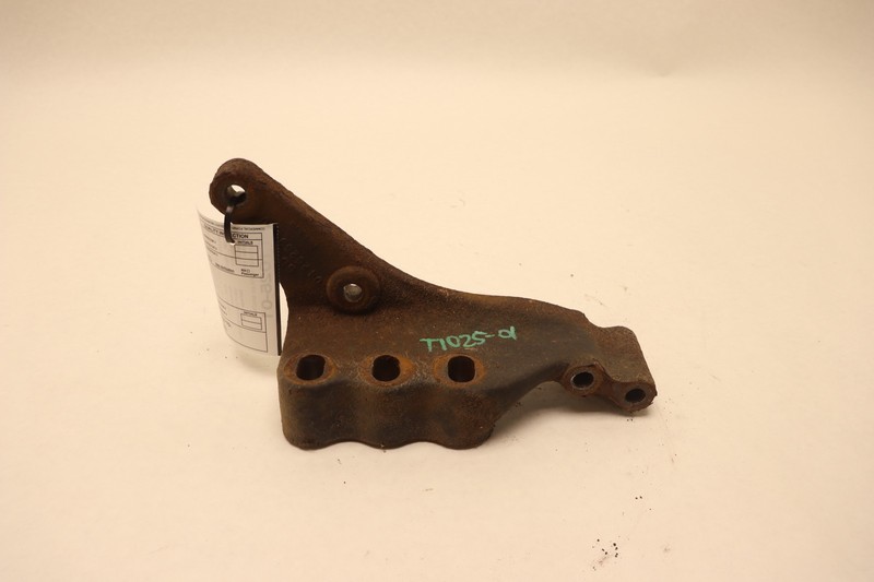 2008-17 FREIGHTLINER CASCADIA 125 EXHAUST MUFFLER BRACKET MOUNT 04-26259-000 OEM