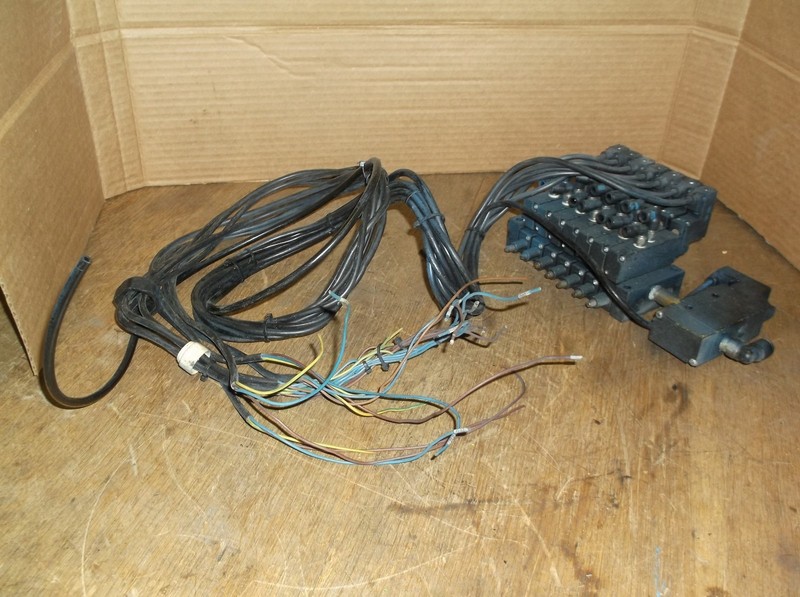 Parker Schrader Bellows B310BB549C Solenoid Valve Assembly MPM 24VDC-1.2W
