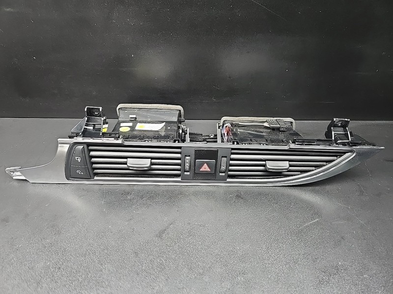12-15 Audi A6 A7 Quattro Front Dash Center Air Vent Grille Switch 4G1820951G Oem