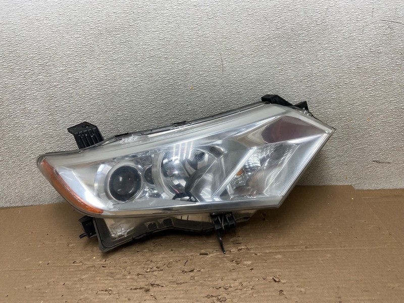 2012 to 2017 Nissan Quest Right Passenger RH Headlight Halogen AB1655 DW