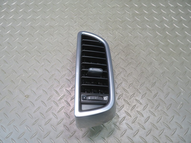 2011-2018 PORSCHE CAYENNE 958 DASH CENTER RIGHT A/C AIR VENT GRILLE 7P5819728E