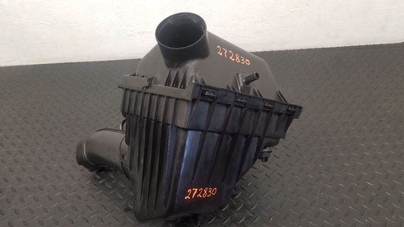 07-11 Jeep Nitro 3.7L Air Cleaner Box OEM 04880266AA