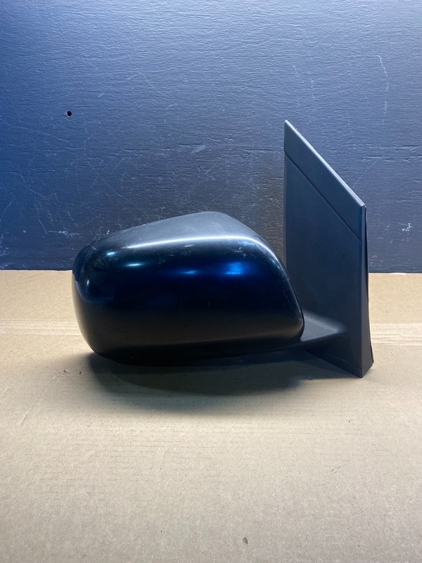 2006 to 2010 Toyota Sienna Right PassengerView Mirror OEM AC4358 MS