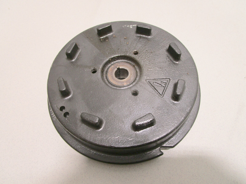0302944 Flywheel Assembly Manual Pull Start Evinrude Johnson OMC