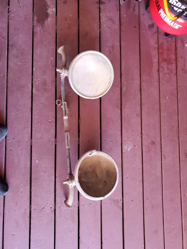 Vintage 1928-29Chevrolet Headlight Bar