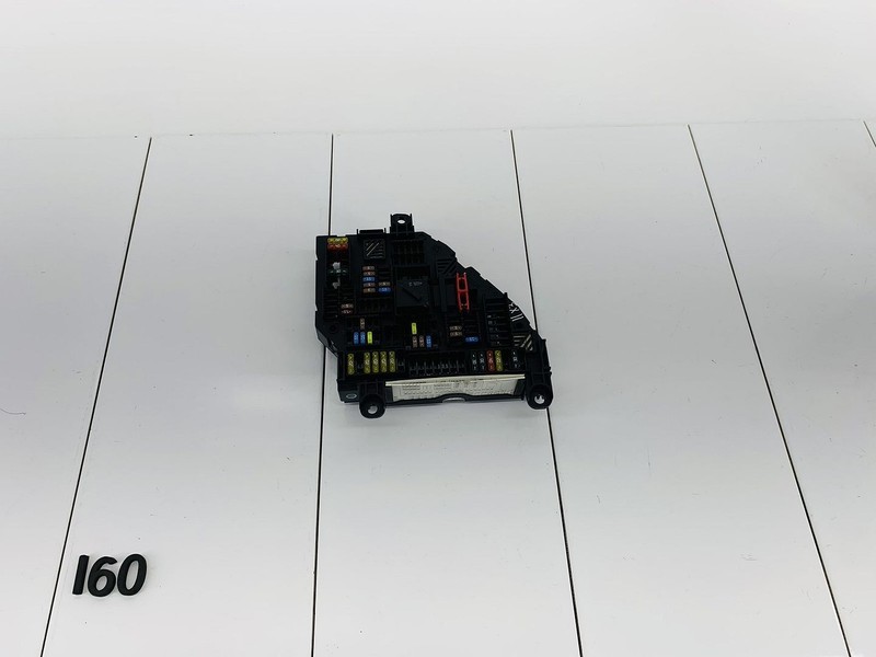 11-17 BMW X3 F25 3.0L L6 GAS ENGINE REAR RIGHT SIDE POWER DISTRIBUTION BOX OEM