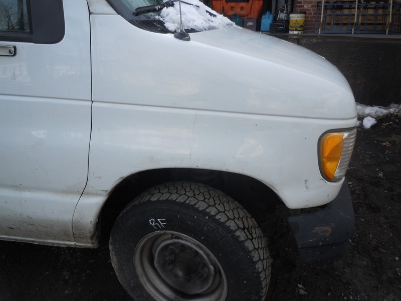 1997-2001 Ford E-250 Fender Passenger Right RH YZ