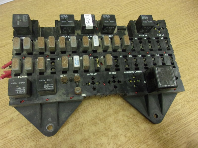 Mack 15MS51M Fuse and Relay Panel Assembly *FREE SHIPPING*