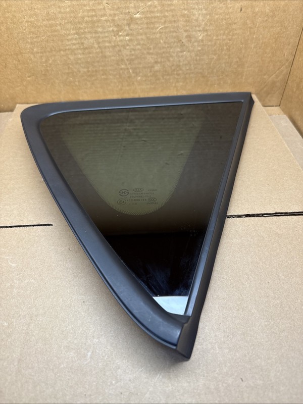 2014-2019 Kia Soul Rear Right Passenger Quarter Glass 87820-B2000 OEM