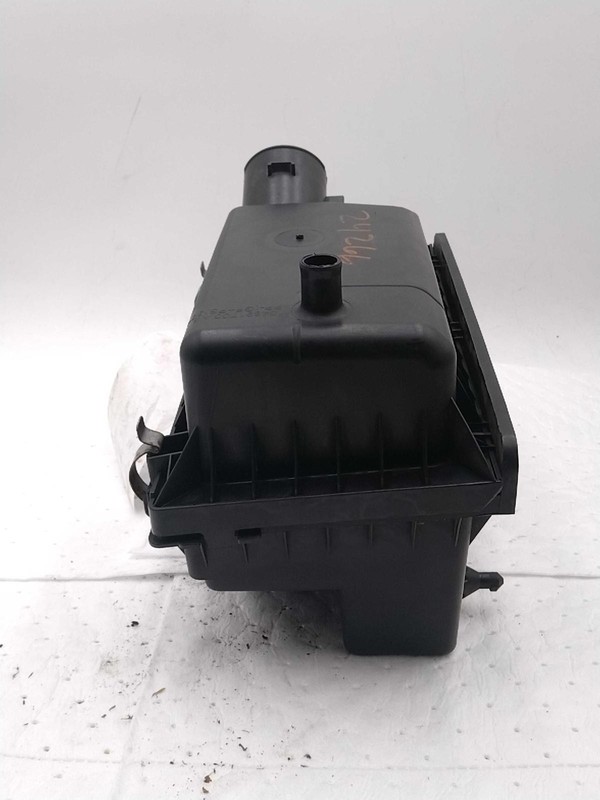 2008 Jeep Patriot Air Cleaner Assembly OEM 2.4L Blue 71K Miles 05183088AB