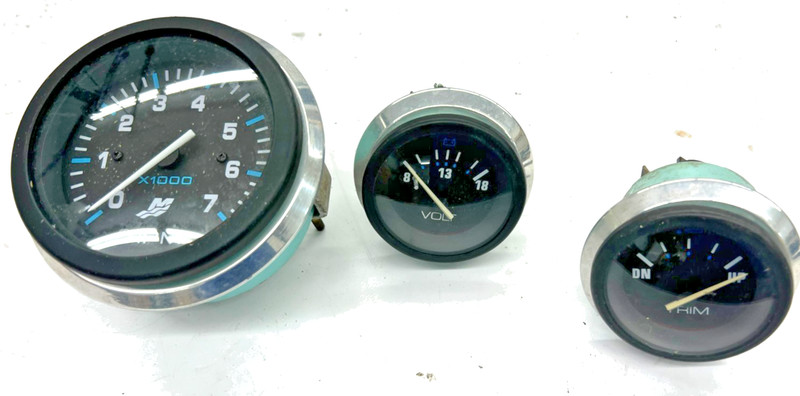 Mercury outboard boat engine TACHOMETER TRIM VOLTAGE gauge meter