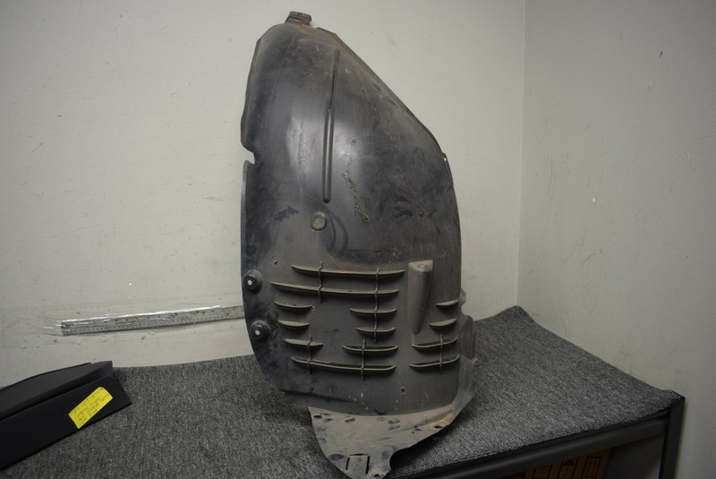MERCEDES BENZ FENDER LINER FACTORY OEM