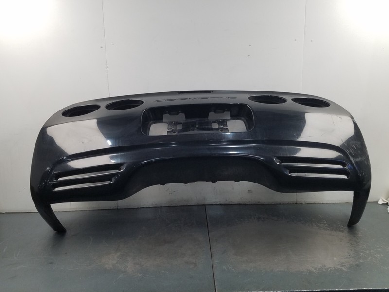 2004 Chevy Corvette C5 Rear Bumper Assembly - * #2671 M4
