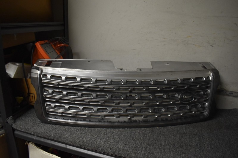 2014-2016 LAND ROVER L409 GRILLE FACTORY OEM