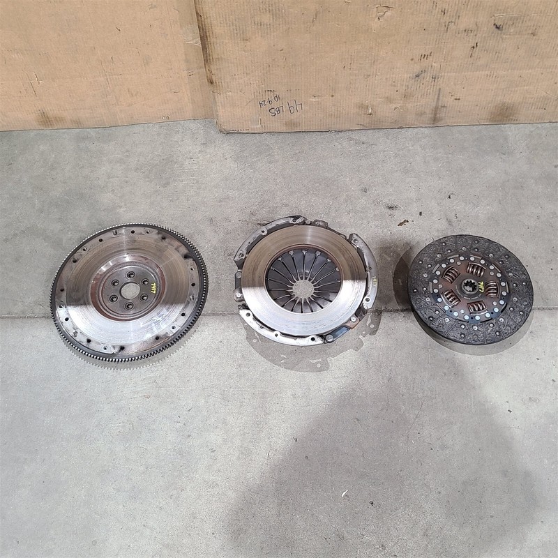 Aftermarket 5.0L Manual Flywheel & Clutch Kit For 94-95 Mustang GT Aa7417