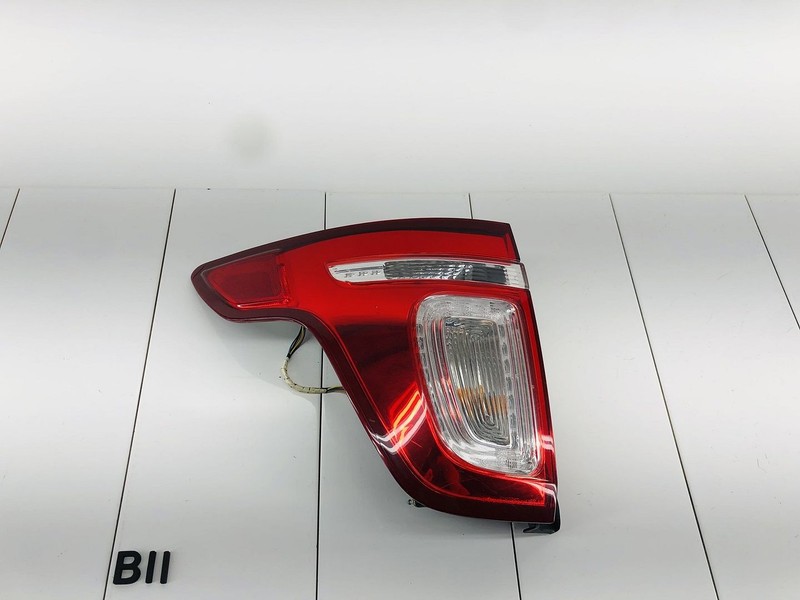13-15 FORD EXPLORER REAR LEFT DRIVER SIDE TAIL LIGHT BRAKE STOP LAMP OEM