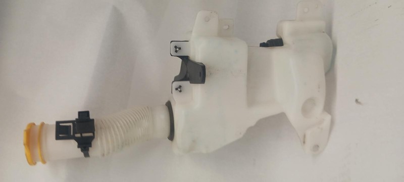 19-'23 JEEP RENEGADE Washer Bottle reservoir pump OEM 6 Month Wnty!