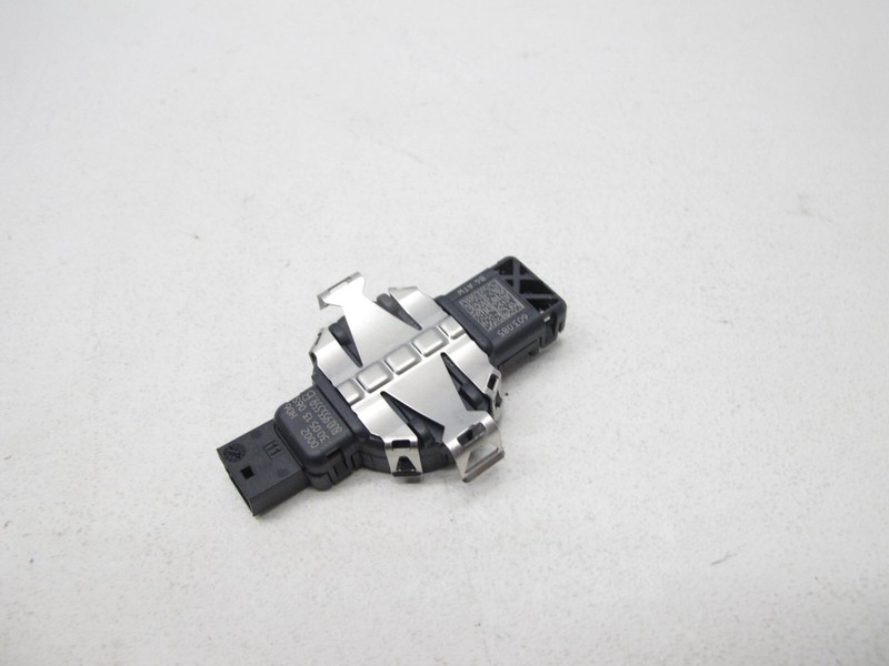 08-17 AUDI C7 A6 A7 A8 A5 S5 S6 S7 S8 WINDSHIELD WIPER RAIN SENSOR OEM 010324