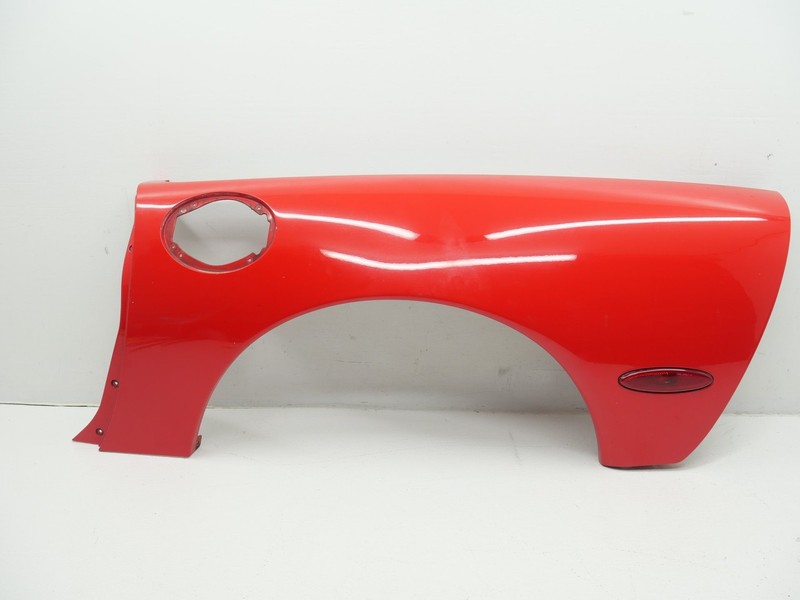 1997-2004 Chevrolet Corvette C5 LH Left Quarter Panel Torch Red 10433081 OEM