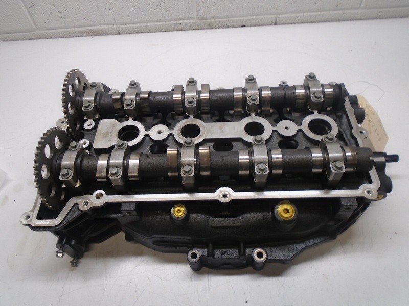 Y3Mercury 200 HP Verado 4 Stroke Cylinder Head ASSY PN 880534A06 2010