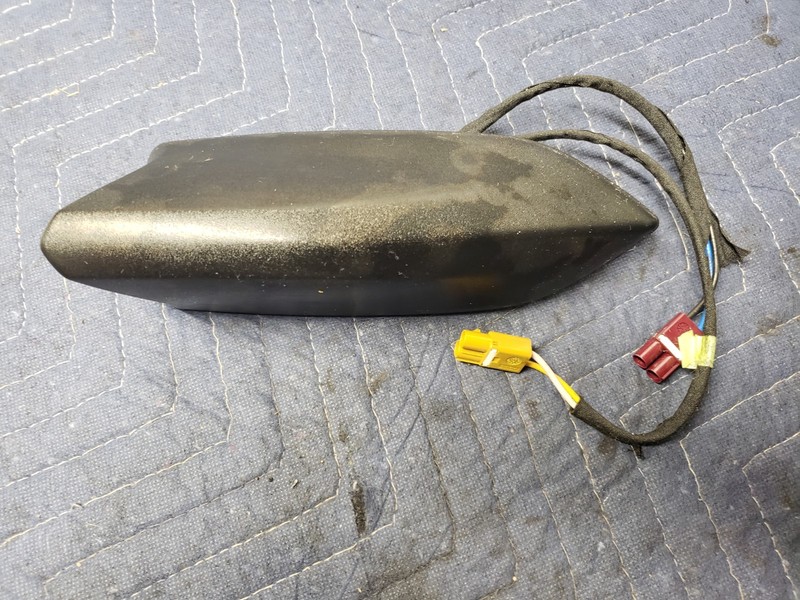 2022-2024 CHEVROLET EQUINOX ROOF MOUNTED RADIO SHARK FIN ANTENNA 84884139 OEM