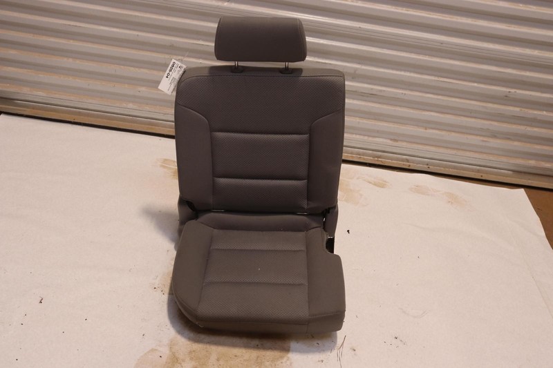 2016-2018 CHEVY SILVERADO 1500 DOUBLE CAB REAR RIGHT SIDE SEAT CLOTH GRAY OEM