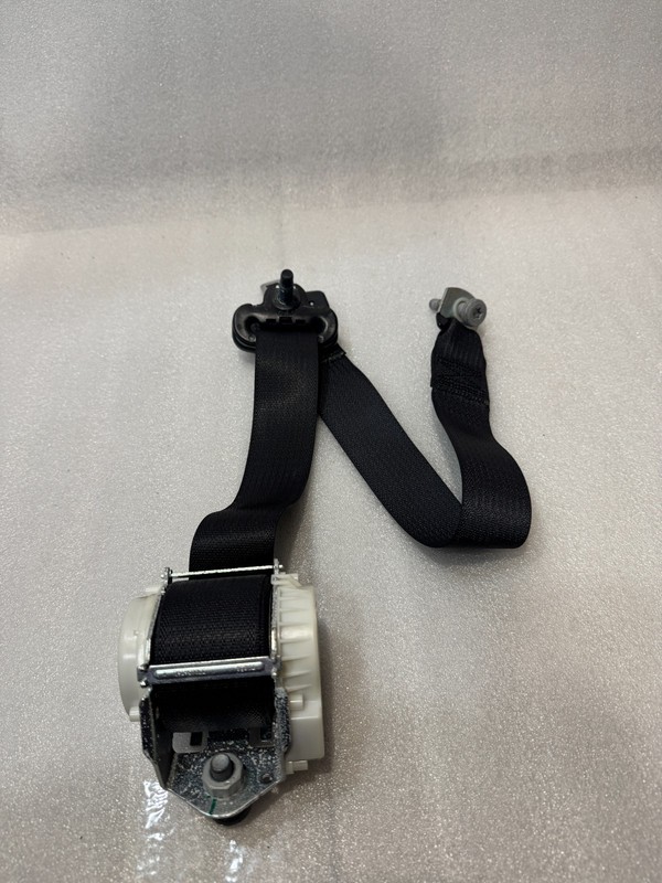 2013-2017 Dodge Ram 2500 Crew Cab Rear Right Seat Belt OEM