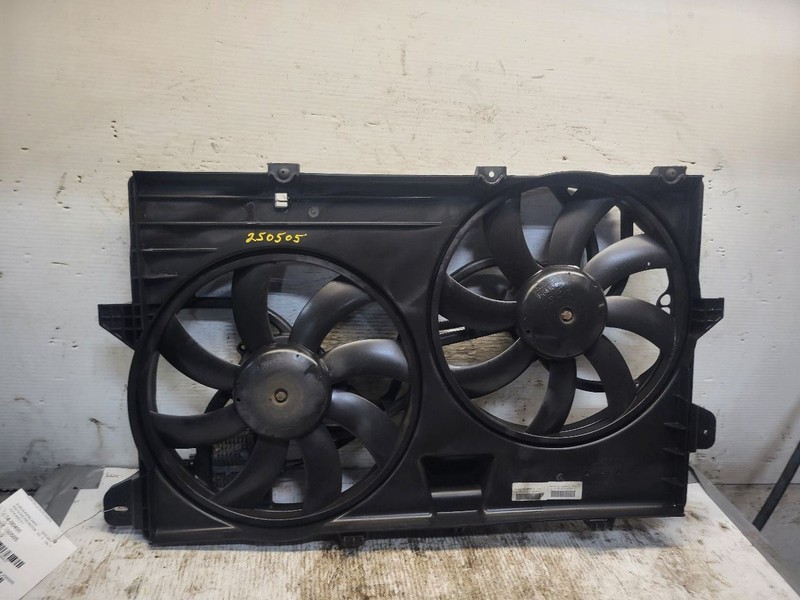 Radiator Fan Motor Fan Assembly Fits 07-15 MKX 1706923
